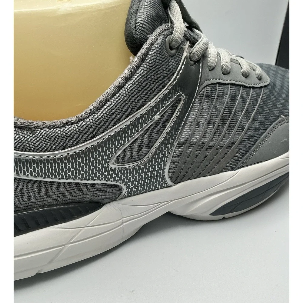 Cheeks Fit Body Women's Grey Energy Pad Sneakers Size 7.5